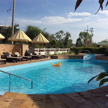 The Orchid Resort & Relax Maha Sarakham Buitenkant foto