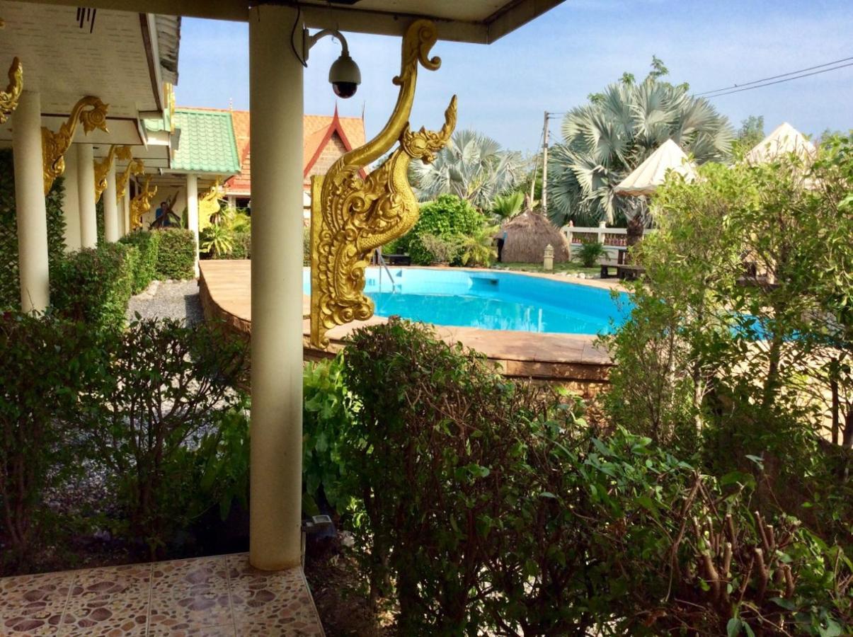 The Orchid Resort & Relax Maha Sarakham Buitenkant foto